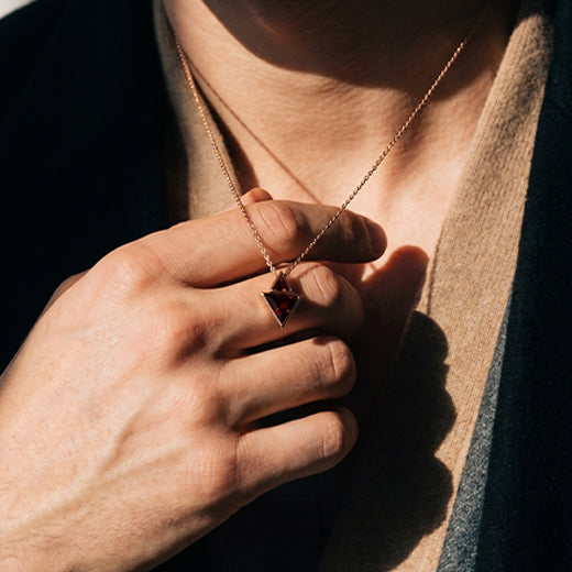 Heir Fang Necklace in Rose Gold