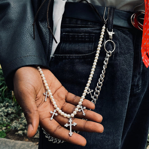 Padrino Fifth Crosse Necklace