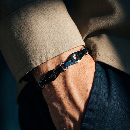 Reign Collar Bracelet 