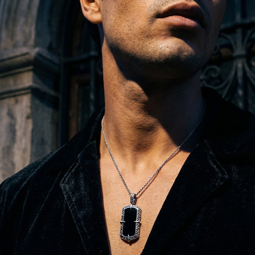 Padrino Malitia Pendant