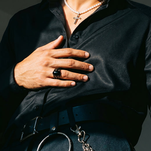 Padrino Crosse Necklace