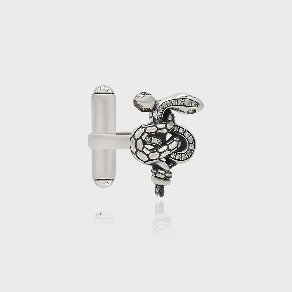 Side Profile of Padrino Drakon Silver Cufflink