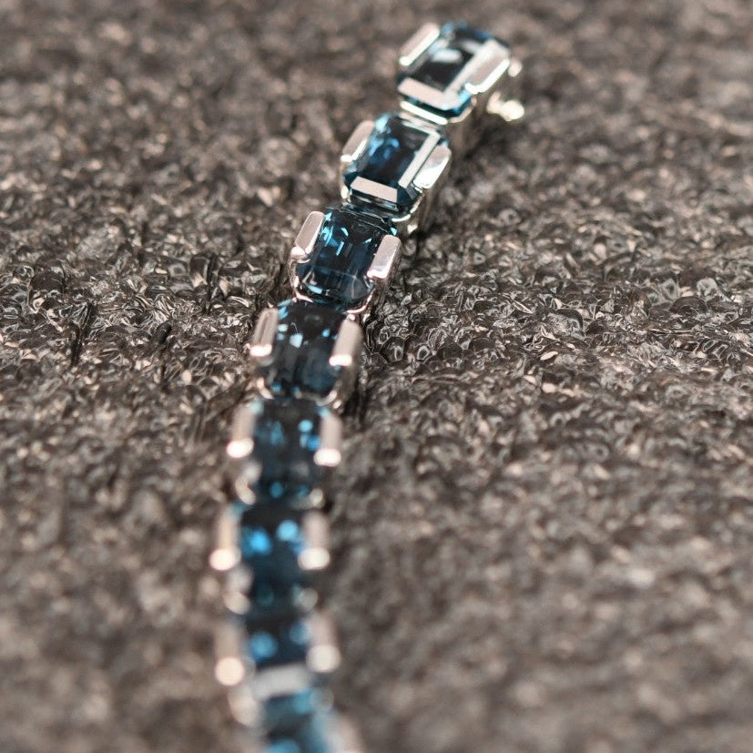 London Legacy Bracelet, White