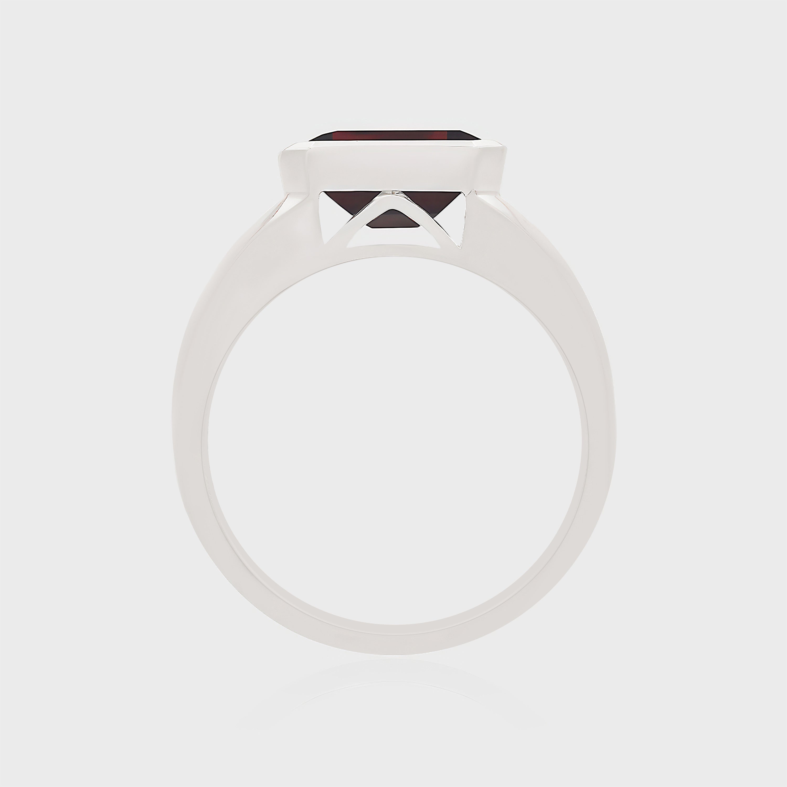 Heir Crimson Ring, White 