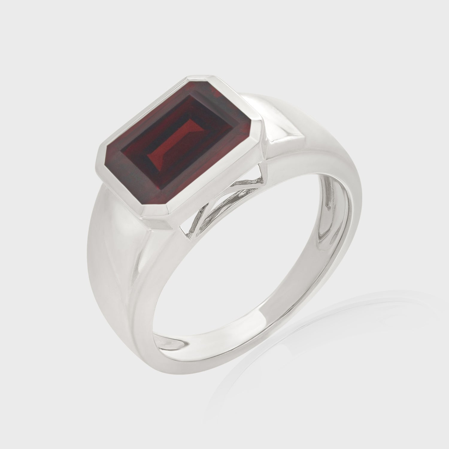 Heir Cue Ring Garnet, White (Copy) 