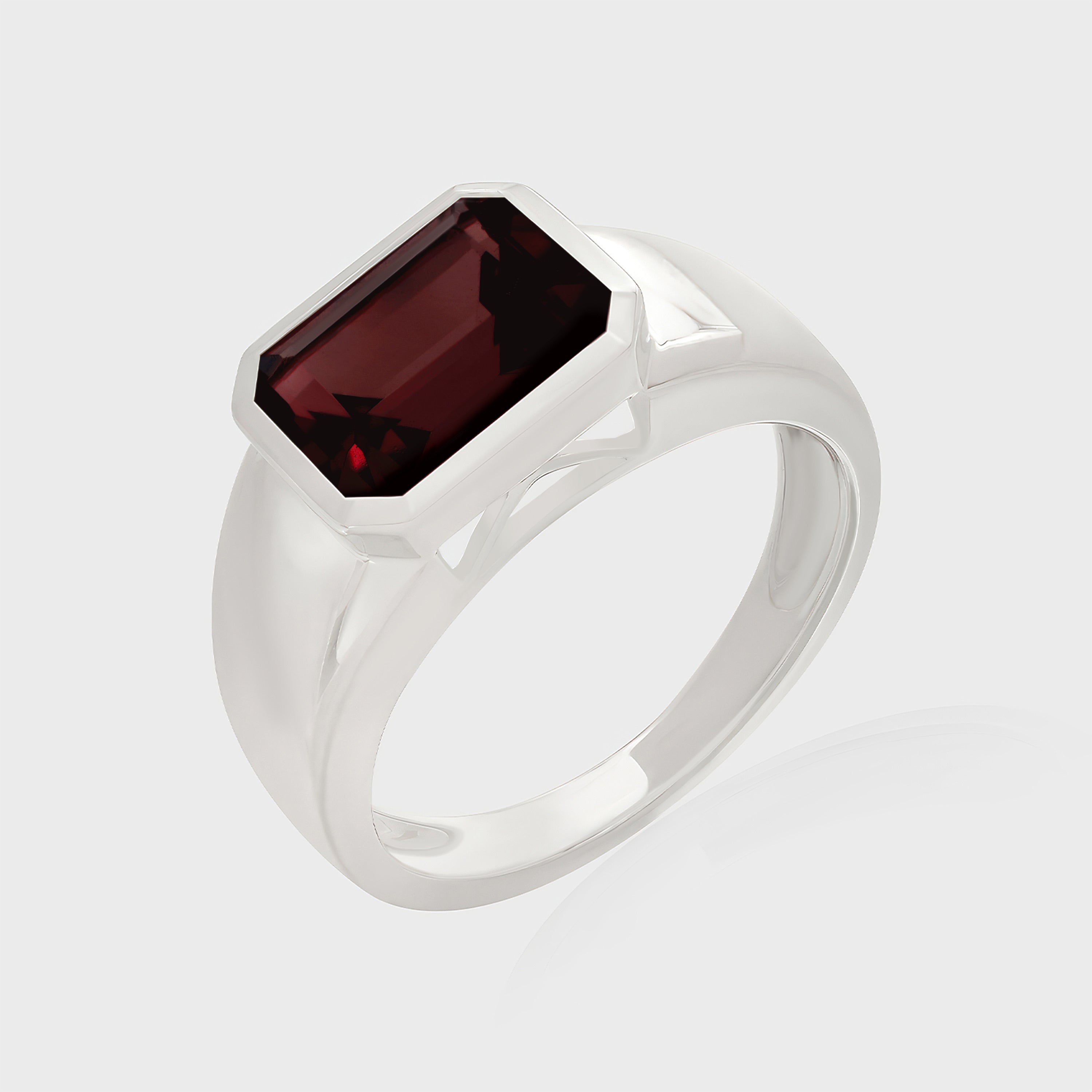 Heir Crimson Ring, White 