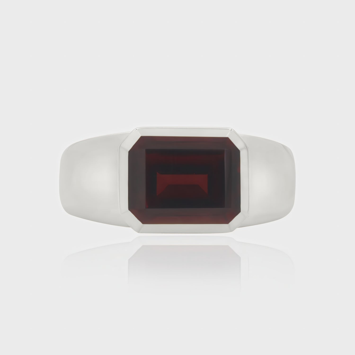 Heir Crimson Ring, White 