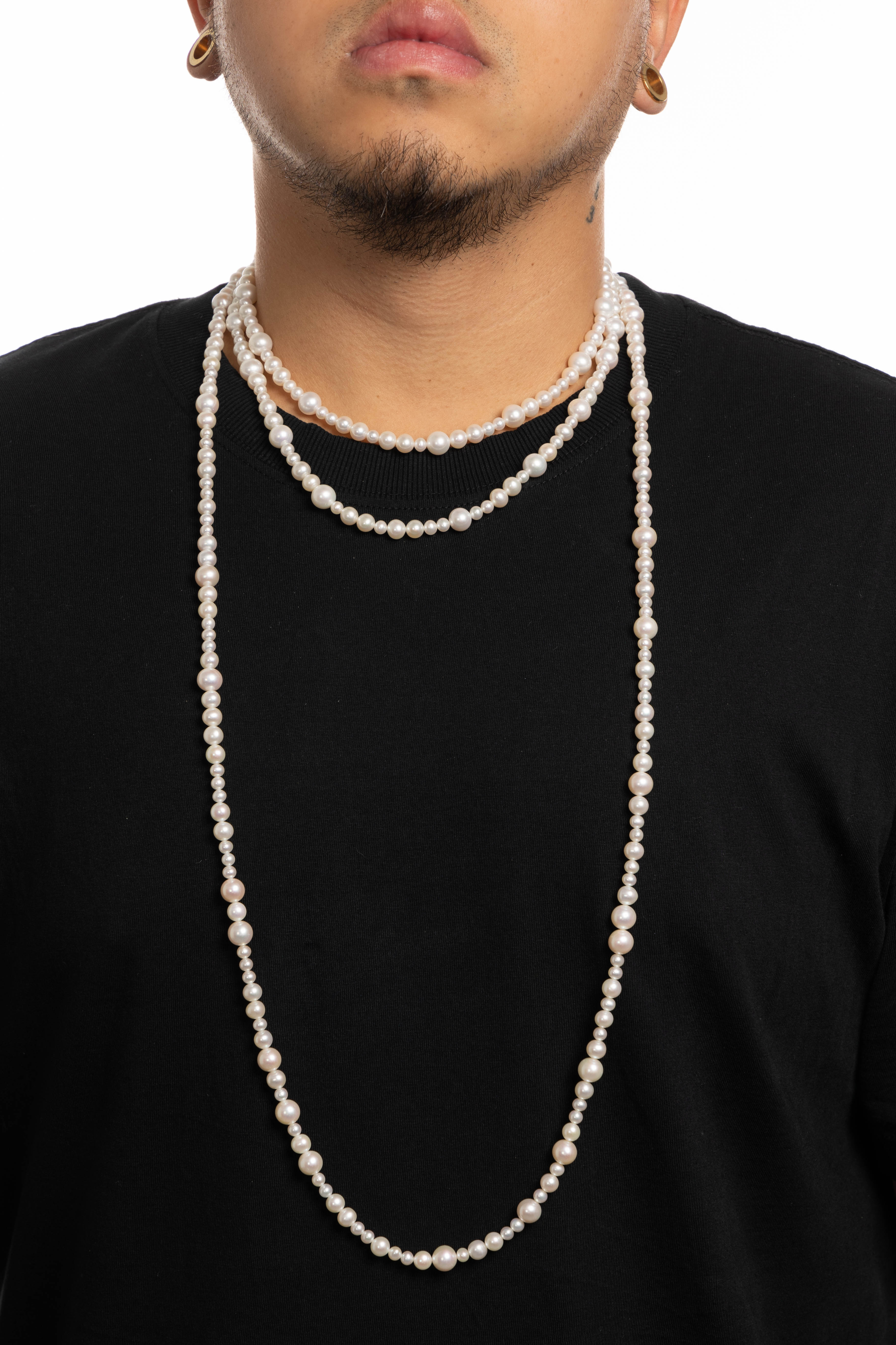 pearl_oou_necklace_14k_white_gold_on_model_6